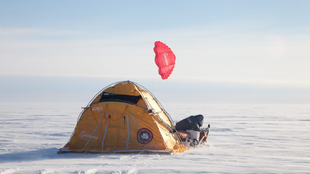 accionantartida-trineo de viento