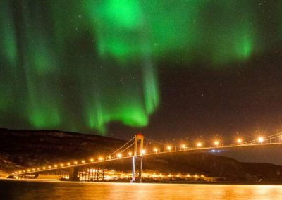 viaje de auroras boreales en otoño en Lofoten