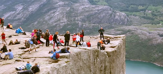 FIORDOS NORUEGOS, STAVANGER Y EL PÚLPITO A TU AIRE 9 DÍAS